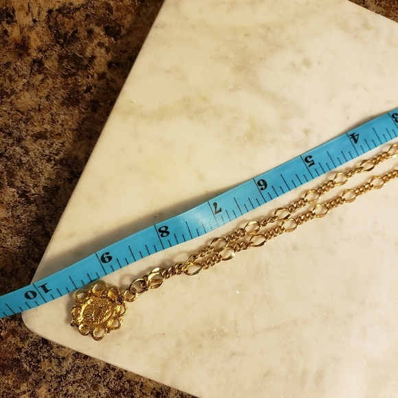 Vintage Vigaro Chain Filigree Gold Frame Black & Copper Cameo Center Necklace - Picture 9 of 14